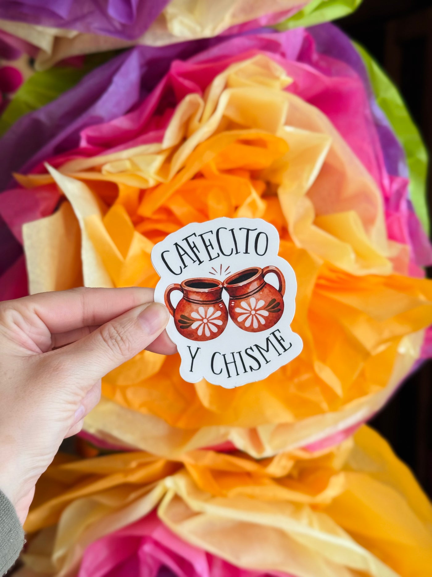 Cafecito y Chisme Tazas Matte Vinyl Sticker – Funny Latina Gift | Artelexia