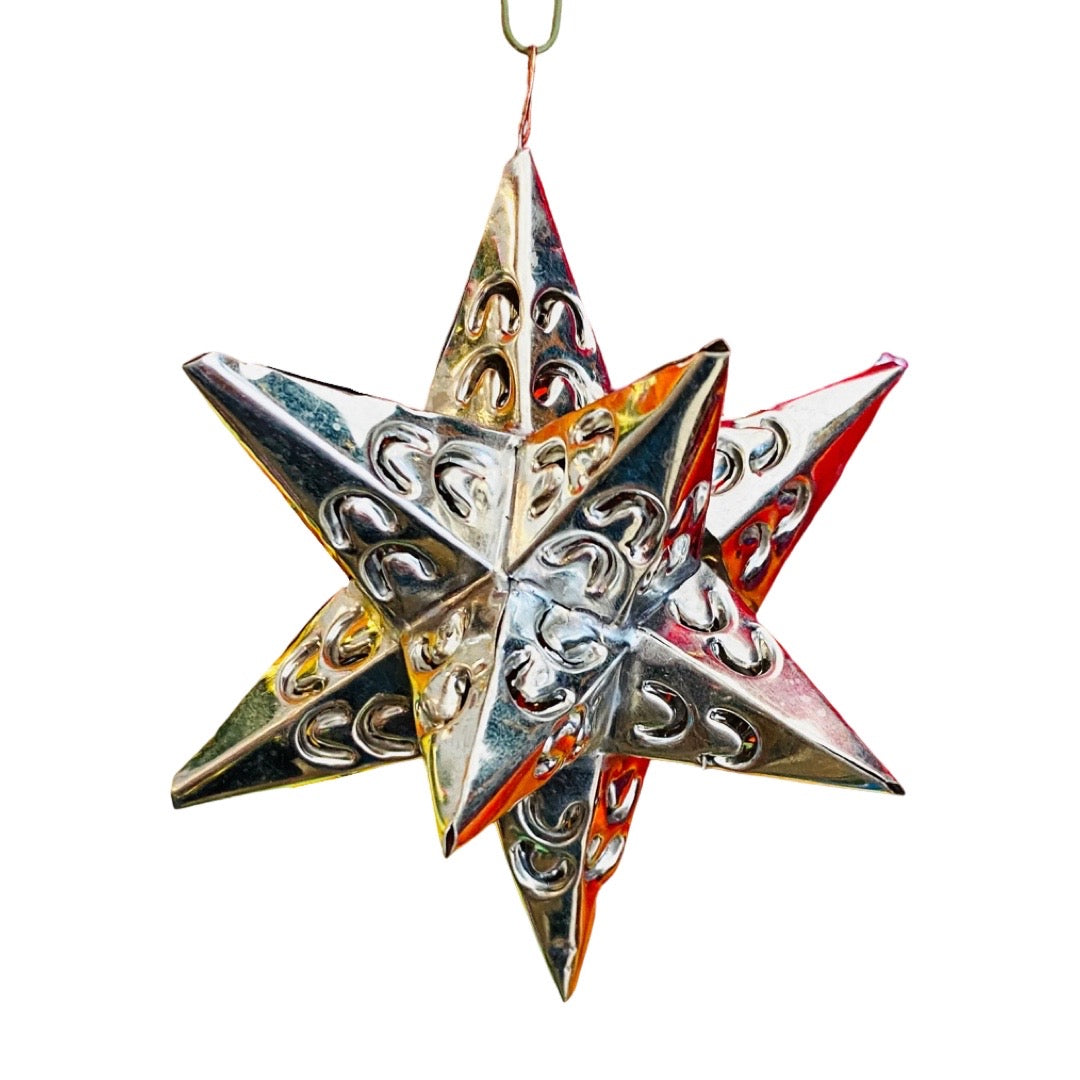 Tin star with a hammered design