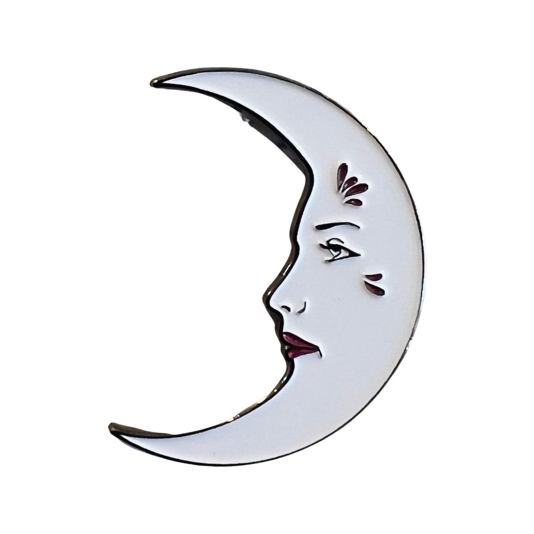 La Luna (crescent moon) enamel pin. 