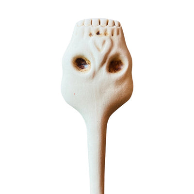 close up of the ceramix skull spoon